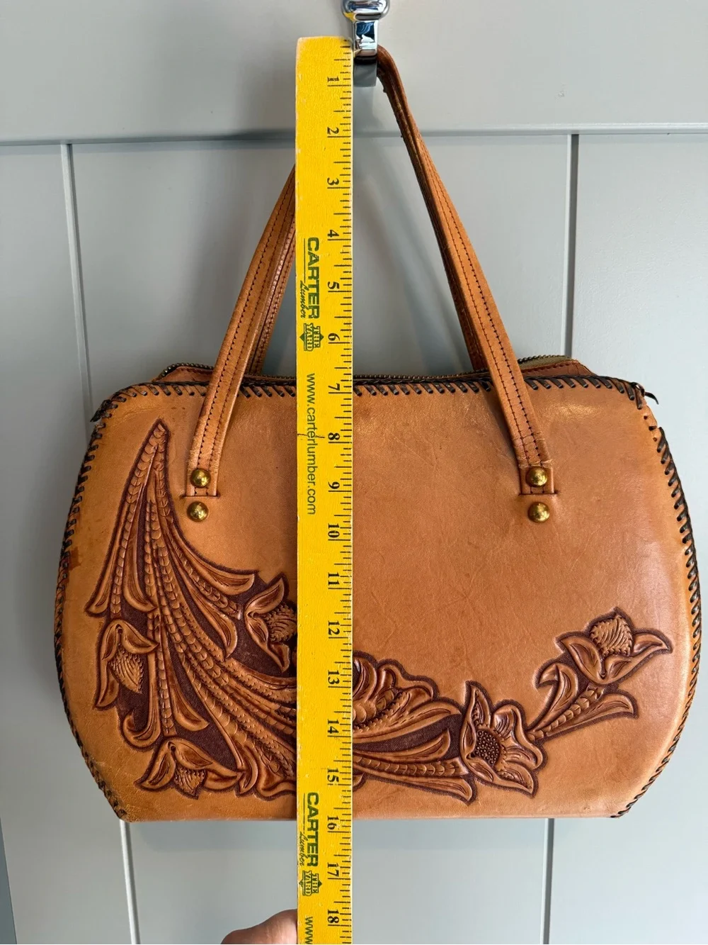 Vintage Hand Tooled Leather Purse Western Floral Carved Brown Barrel Bag Satchel - Picture 6 of 9